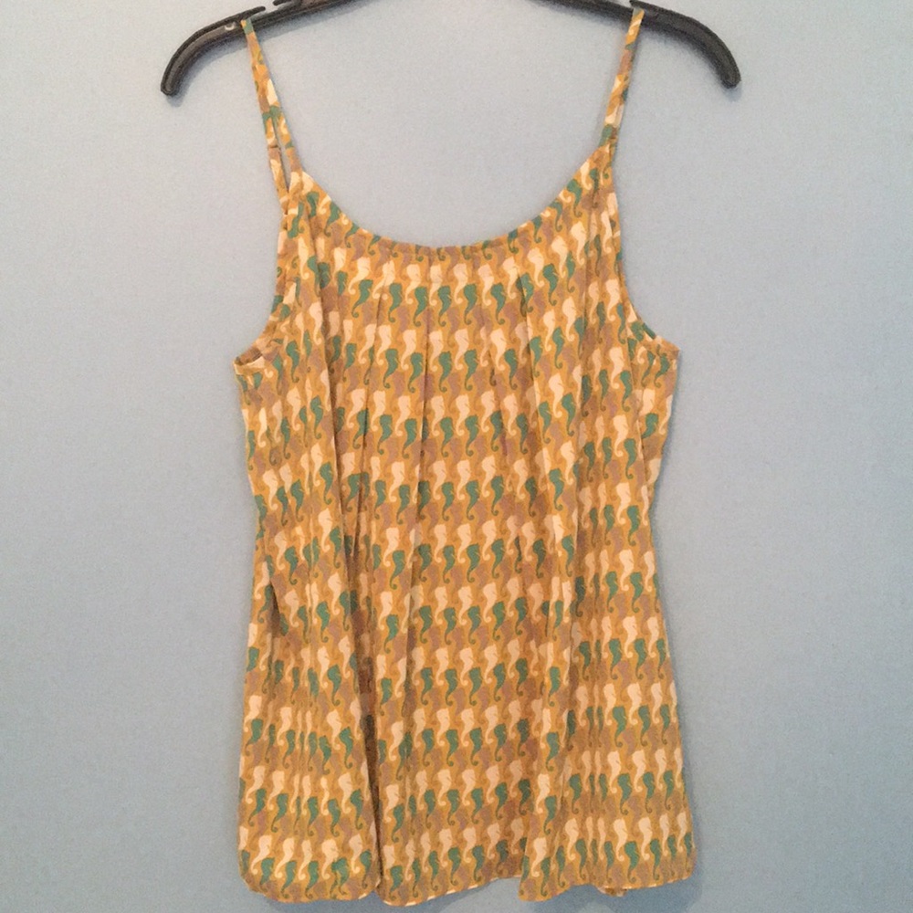 CAbi camisole -tan, cream, green seahorse pattern
